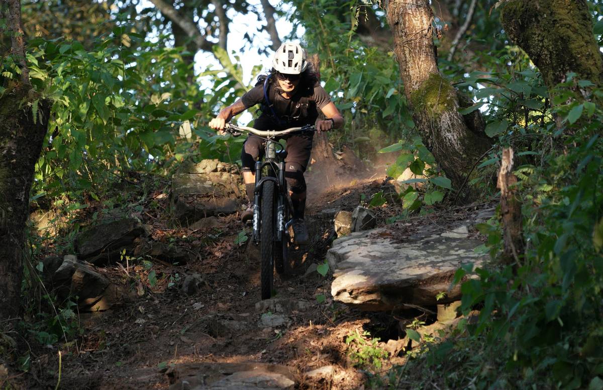 Uphill Cycling Techniques: Master the Climb on Your E-Bike (Without Burning Out)